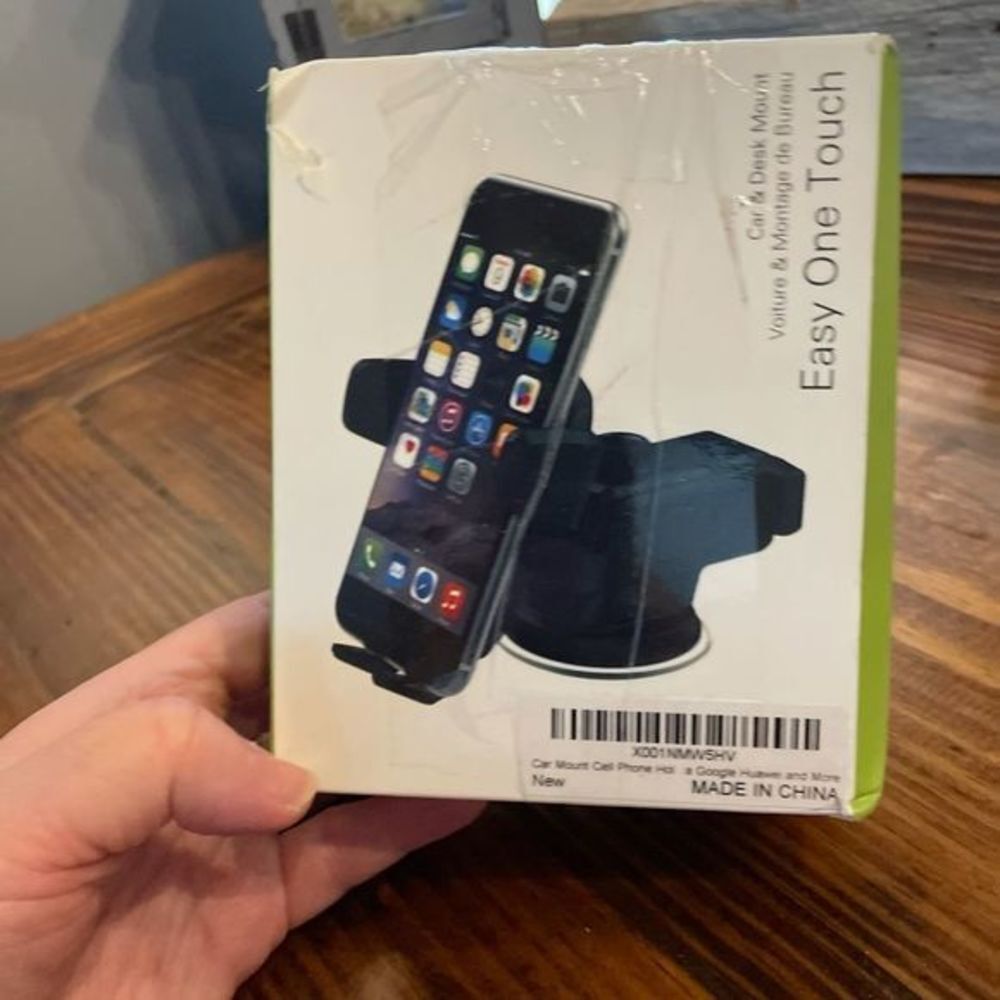 One touch car phone mount